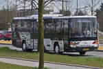 VB 6220, Setra S 416 LE von WEmobility,(ehemals Voyages Bollig), in den Straßen der Stadt Luxemburg, auf dem Kirchberg unterwegs.
