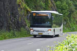 AM 5542, Setra S 1415 LE, von Autocars Meyers, auf der Linie 182 Vianden – Clervaux unterwegs, aufgenommen nahe Bivels.