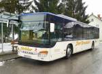Setra S 415 NF von Siebler Reisen unterwegs auf der Kfl. 5021 als Kurs 11 (Oberdrauburg Bahnhof - Greifenburg Gemeindeamt), am 19.2.2016 an der Haltestelle Greifenburg Gemeindeamt.
Seit Freitag den 12.2. ist der Bus jetzt mit dem Unternehmenslogo unterwegs.