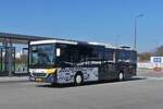 DC 4364, Setra S 515 LE, Hybrid, von Demy Cars, kommt am Busbahnhof Howald an.