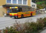 Hier zu sehen ist ein Gräf & Stift-Bus von Autoreisen Edelweiss am 17.10.2015 vor dem Gemeindeamt in Greifenburg.