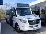 Tremonia Mercedes Sprinter der MVVG in Waren am 25.12.2023