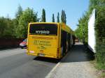 Hier ist der Hess Hybrid Bus von hinten auf der 63 an der Endhaltestelle Löbtau zu sehen. 24.04.2011