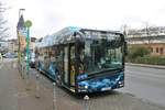 ICB Solaris Urbino 12 Electric Wagen 233 am 08.02.19 auf der Linie 75 in Frankfurt am Main