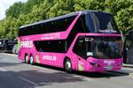 Neoplan Skyliner von 'Pinkbus'.