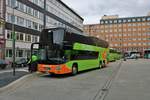 FlixBus VDL Doppeldecker Futura am 05.10.19 in Frankfurt am Main