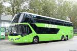 Neoplan Skyliner N 1222/3  Flixbus - Vincek , Karlsruhe August 2023