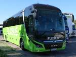 MAN Lion's Coach von Flixbus/Wricke Touristik aus Deutschland in Berlin am 10.10.2021