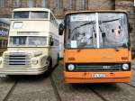 Im Betirbshof Niederschnhausen stehen bereit zu Sonderfahrten: der IKARUS-Statbus und  der frisch restaurierte Doppeldecker des DVN  20.5.2007