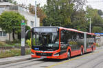 MAN Lion City von S�dbadenbus, auf der Linie 7301, durchf�hrt am 19.10.2026 die Haltestelle Weilstrasse.
