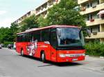 Setra S 400er Serie (Comfort Class) abgestellt am S-Bahnhof Strausberg Hegermhle.(18.6.2013) 