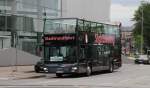 MAN Lion City auf Stadtrundfahrt in Hamburg an der Oberhafenbrcke 5.8.12