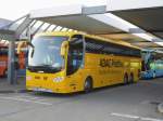 Ein Scania OmniExpress 360 von ADAC Postbus (Fa.Rheinland Touristik, Wesseling) am Berliner ZOB, 23.11.14