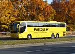 Postbus / Becker Tours mit einem Scania Omniexpress, Berlin im Oktober 2016.