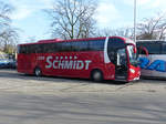 Scania OmniExpress von 'Der Schmidt' am Hardenbergplatz in Berlin im März 2017.