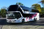 Neoplan N1222/3 Skyliner, ''Busreisen Kößler''. Berlin im September 2025.