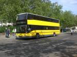 MAN-Doppeldecker auf der Linie 282 nach U-Bahnhof Breitenbachplatz am S+U Bahnhof Rathaus Steglitz.