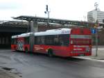 Solaris Urbino auf der Linie 109 nach Flughafen Tegel an der Haltestelle Hertzallee.