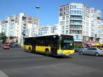 Mercedes-Benz O 530 II (Citaro Facelift) auf der Linie M27 nach S+U Bahnhof Jungfernheide am U-Bahnhof Pankstraße.