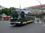 Setra S 400er Serie (Comfort Class) als Sightseeing-Bus am U-Bahnhof Wittenbergplatz.