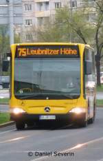 75 Richtung Leubnitzer Höhe mit einem Mercedes Facelift der 1ten Genration.