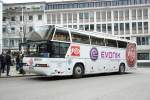 Mannschaftbus vom Fußballverein Rot Weiß Essen.