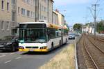 AutoBus Sippel Volvo 7700 als SEV Linie für die VGF U-Bahn Linien U1 U2 U3 und U8 am 06.07.19 in Frankfurt Eschersheim 