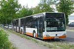 SEV S25 Ersatzverkehr S Bahn Berlin mit dem Mercedes-Benz Citaro Facelift G '2176' von Hartmann Busbetrieb Gmbh. Teltow-Stadt im Juli 2022.