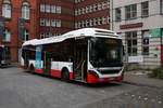 Hochbahn Hamburg Volvo 7900 Hybrid Bus Wagen 1478 am 15.07.19 in Altona 