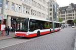 Hochbahn Hamburg Mercedes Benz Capa City L Wagen 4905 am 15.07.19 in Hamburg Rathaus