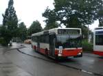 Mercedes-Benz O 405 N (Niederflur-Stadtversion) auf der Linie 141 nach Rnneburg An der Eiche am S-Bahnhof Neugraben.
