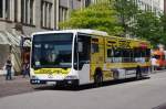 Hochbahn Schnellbus mit der Nummer 6419 vom Typ Citaro MÜ am 7.Juli 2010 am Rathausmarkt
