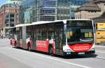 Hochbahn 7604 (HH HN 2644) macht Werbung fr das China Restaurant Mongolei.