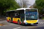 Hochbahn 22610 am 19.Oktober 2010 bei der Einfahrt in die Busanlage Poppenbttel.