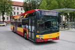 HSB Solaris Urbino 12 Wagen 33 am 03.07.20 in Hanau Freiheitspatz 