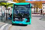 Nagelneuer Racktours Mercedes Benz eCitaro im KVG Design am 24.10.26 in Hanau Freiheitsplatz auf den Linien 32