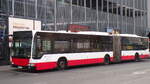 Ex Hochbahnbus als Schienen-Ersatzverkehr am ZOB in Hannover, im August 2026