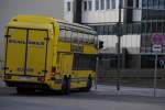 Neoplan Reisebus, verlsst den ZOB in Hannover am 24-07-10