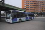 Mercedes Citaro II, der Regiobus GmbH nacht Werbung fr VGH-Versicherungen. Whre schn wenn die Rgiobus GmbH mehr Vollwerbung an ihre Buse kleben wrde. Der Bus war am 26.07.2010 in ZOB im Hannover.