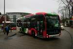 HLB Bus/MTV Mercedes Benz eCitaro am 28.12.21 in Hofheim Bahnhof
