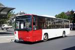Bus Koblenz: Volvo 8700 LE (MYK-FB 204) vom Verkehrsunternehmen FriBus (in der Lackierung der Freiburgischen Verkehrsbetriebe Holding (TPF) AG / Fribourg), aufgenommen im Juli 2020 am Hauptbahnhof in