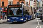 Wagen Nr. 386 der L�beck-Travem�nder Verkehrsgesellschaft mbH (LVG) fuhr am 07.09.2026 als Linie 50 zum ZOB/ Hauptbahnhof.
Hier auf der L�becker Holstentorbr�cke.

Fahrzeugbesitzer: Stadtverkehr L�beck Mobil GmbH (SL/SWLM)
Fahrzeugnutzer: L�beck- ...
