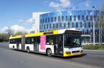 Stadtbus Mainz: Volvo 7700 Gelenkbus von Autobus Sippel GmbH, aufgenommen im April 2016 in der Nähe der Haltestelle  Bismarckplatz  in Mainz.