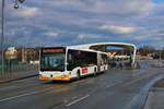 Mainzer Mobilität Mercedes Benz Citaro 2 G Wagen 949 am 18.01.20 auf der Theodor Heuss Brücke die zur Zeit für Autos gesperrt ist