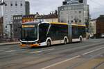 Mainzer Mobilität MAN Lions E City Wagen 627 am 12.02.24 in Mainz Hauptbahnhof