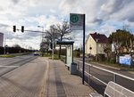 Blick auf die Haltestelle Käfertal Friedhof am 27.3.2016.
Hier hält die Linie 53 nach Mannheim Kurpfalzbrücke.