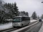 Ein Mercedes Bus der Firma Müller-Reisen aus Homburg im Saarland fährt durch die St.