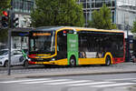 MAN Lions City Elektrobus 3077, auf der Linie 7A fährt am 24.06.2023 durch die Vesterbrogade.