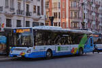 IVECO Urbanway, von Sybra am Innerstädtischen Busbahnhof nahe dem Bahnhof von Annecy.