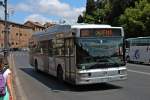 atac 4299 (Iveco Irisbus) am 17.05.2013 auf der Linie 160 nach Rufino in Rom.
